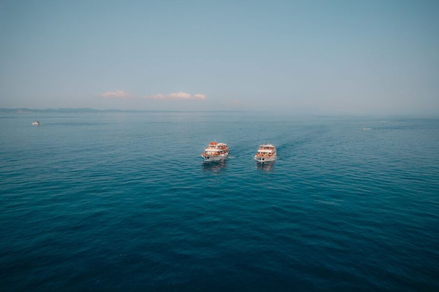 From Benitses/Lefkimmi: Blue Lagoon & Papanikolis Cruise - Photo stops at Papanikolis cave: scenic, but not a long landing