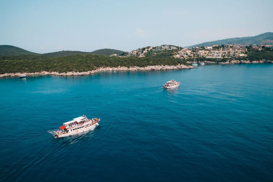From Benitses/Lefkimmi: Blue Lagoon & Papanikolis Cruise - Benitses or Lefkimmi departure, plus pickup timing you should plan around