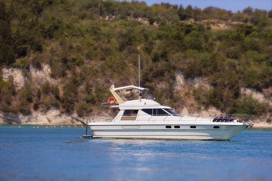 From Corfu: Luxury Yacht Cruise to Paxos and Antipaxos - Blue Caves of Papardi and Poseidona, Plus That First-Crowd Advantage