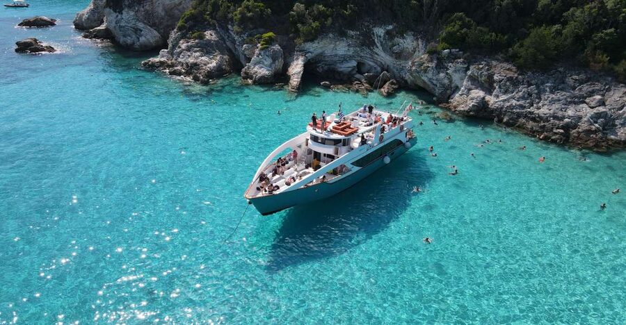 From Lefkimmi: Paxos, Antipaxos & Blue Caves Speedboat Tour - Getting from Lefkimmi to the boat: timing, pickup, and the “be early” rule