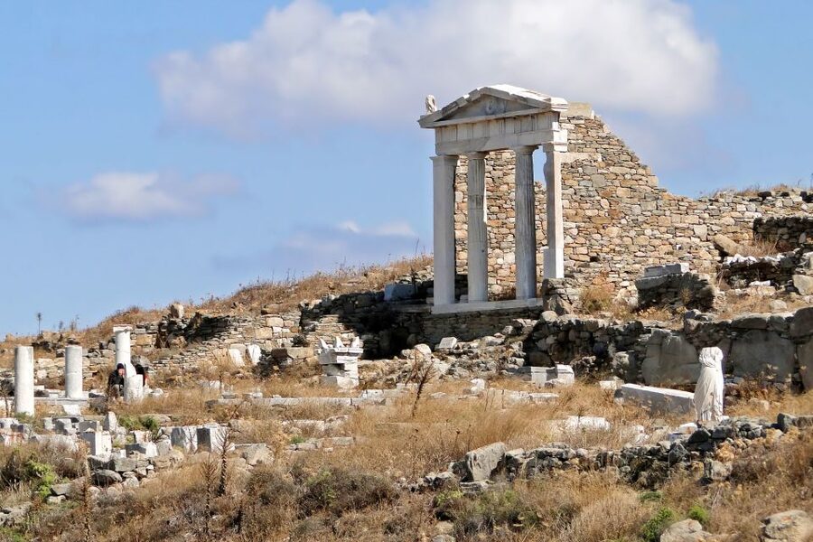 From Mykonos: Delos Archaeological Site Guided Evening Tour - Museum time on Delos: what it adds to your walk