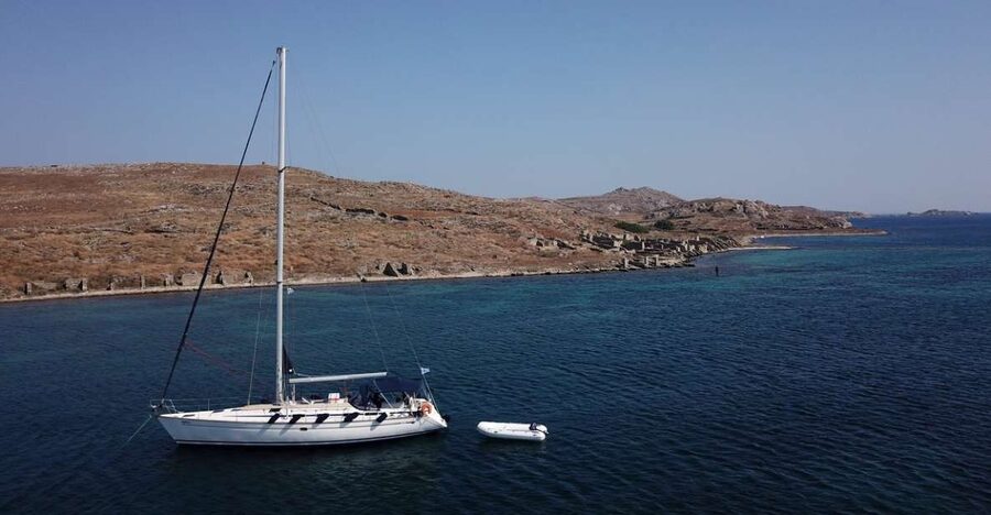 From Mykonos: Delos & Rhenia All-Inclusive Cruise with Lunch - Sailing from Mykonos: the simple reason this works