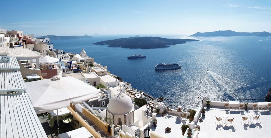 From Naxos: Full-Day Boat Trip to Santorini - Fira in 5.5 Hours: Shopping Streets, Cable Car Choices, and Gold Market Stops
