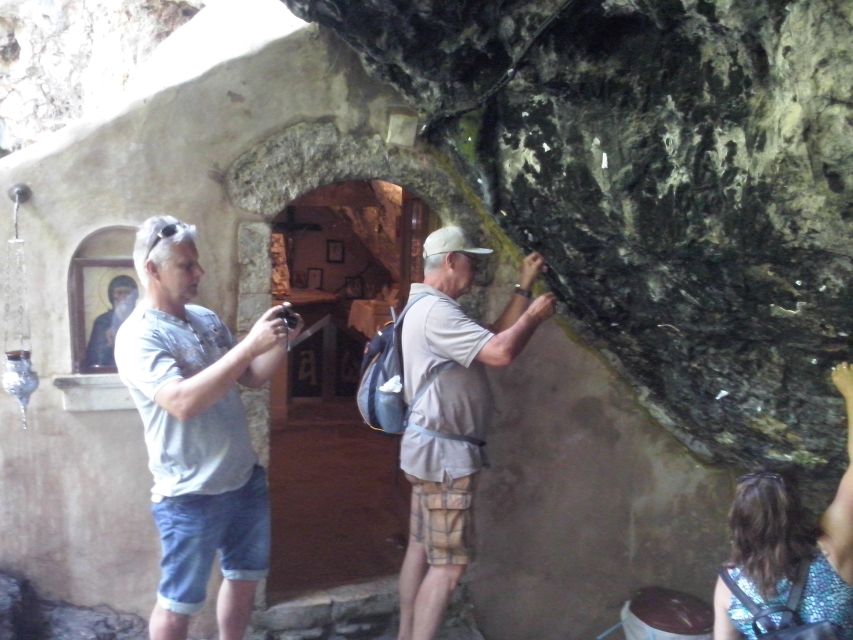 From Rethymno: Arkadi, Melidoni, and Margarites Tour - Lunch at the Family Tavern: Music, Dancing, and the Moment You’ll Remember