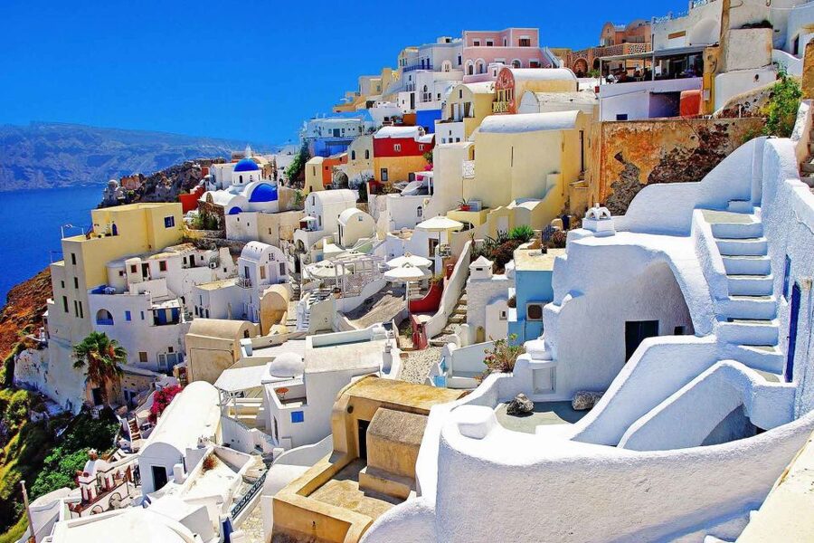 From Rethymno: Full-Day Trip to Santorini by Boat - The return drive to Fira: where the day loosens up