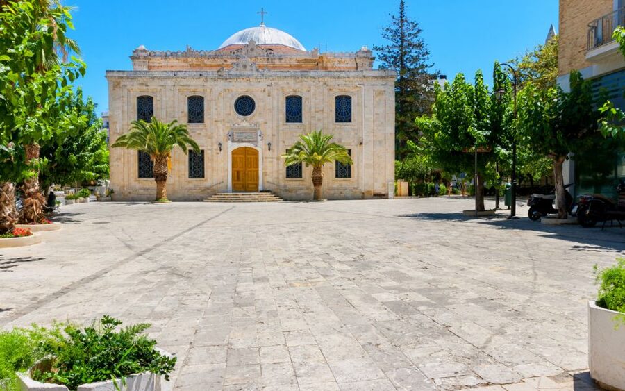 From Rethymnon: Day Trip to Knossos Palace & Heraklion City - Heraklion Archaeological Museum: The Optional Stop That Often Makes the Trip Click