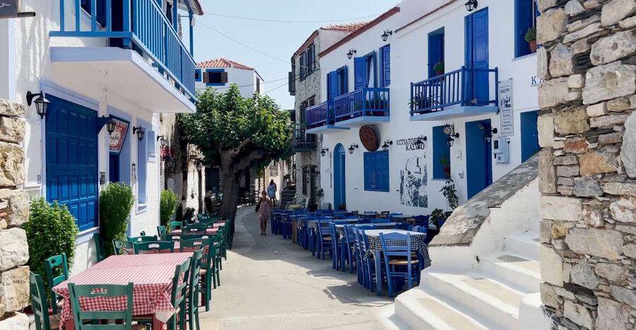 From Skiathos: Skopelos and Alonissos Boat Trip with Stops - Skopelos Town: Narrow Streets, Churches, and Souvenir Browsing