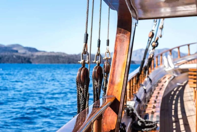 From Thera: Thirasia Cruise w/ Volcano Hike and Hot Springs - What to bring, what to skip, and small comfort wins