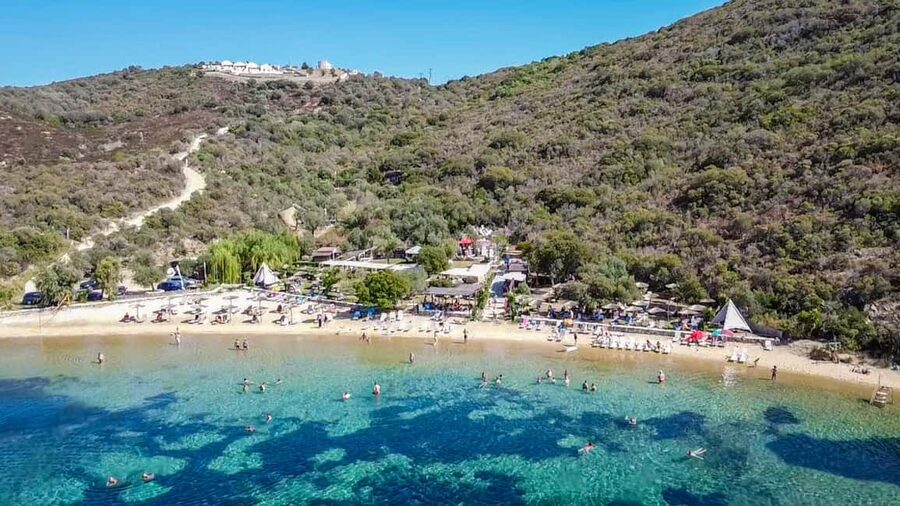 From Thessaloniki: Halkidiki Blue Lagoon Cruise with Lunch - On the water: the 8-hour cruise loop in the Athos Gulf