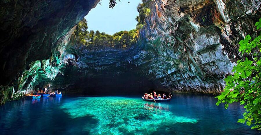 From Zakynthos: Kefalonia Island Full Day Tour by Bus & Boat - Key things you will notice on this Kefalonia day trip