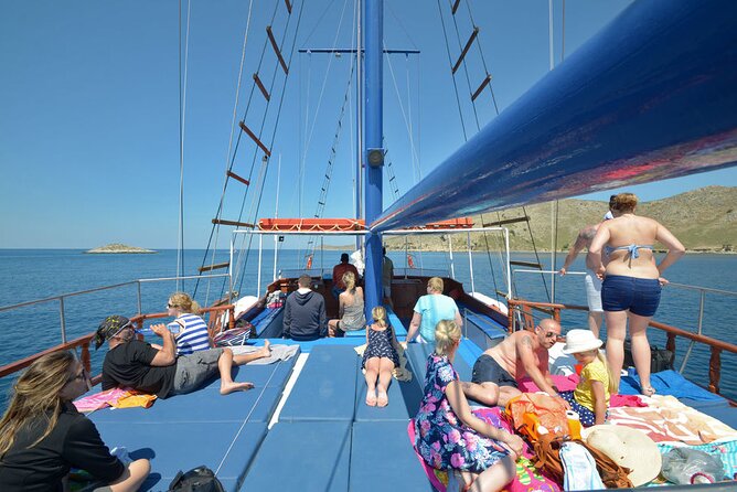 Full Day 3-Island Boat Cruise from Port of Kos - Pserimos Island hour: a small community mood and a shallow beach