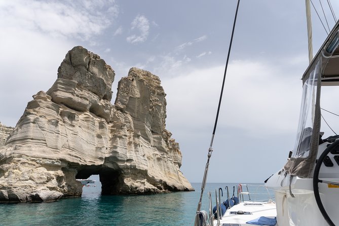 Full-Day Small-Group Cruise in Milos & Poliegos with Lunch - Gerakas Beach Hot Spring and BBQ Lunch with a view