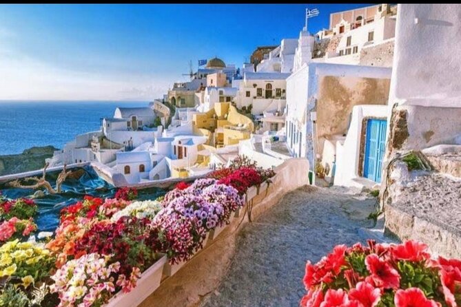 Half-Day Santorini Private Tour - Heart of Santorini: the quick stop that feels oddly fun