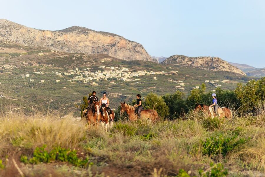 Heraklion: Horse Ride in the Cretan Mountains - Two Hours in the Finikia Mountains: Giouhtas and Agios Silas