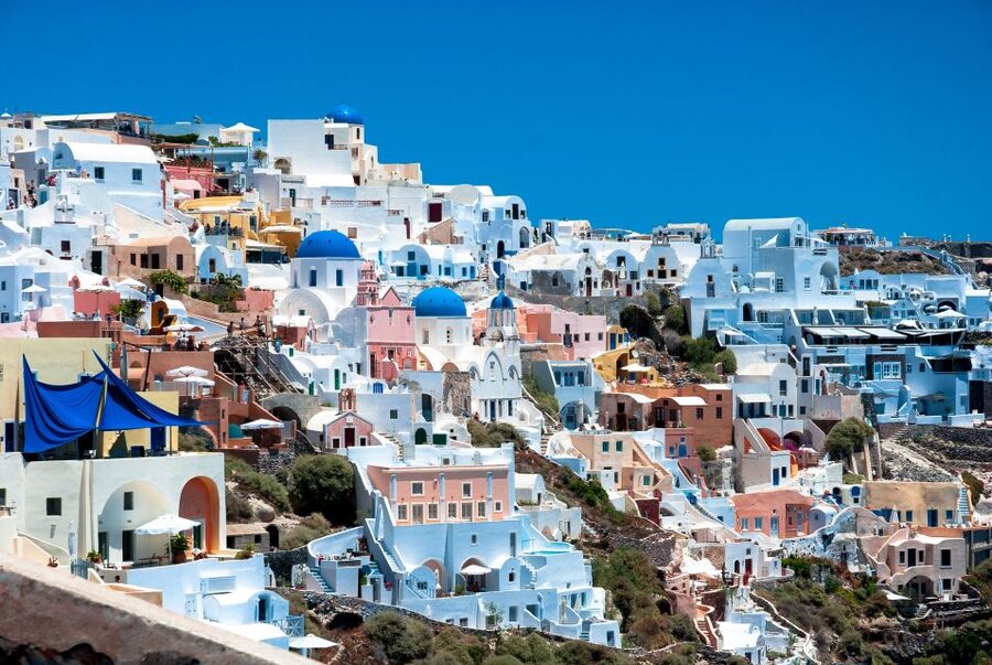 Heraklion or Ag Nikolaos: Oia & Fira Full-Day Santorini Trip - Oia: The Northern Views, the Guided Stop, and Real Photo Time