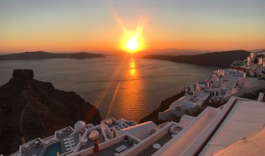Heraklion: Santorini Day Trip with Boat Transfer & Oia Visit - Key highlights worth knowing