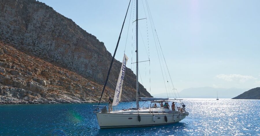 Heraklion: Sunset Sailing Cruise Dia Island with Snorkeling - On-deck meals and drinks: more than just snacks