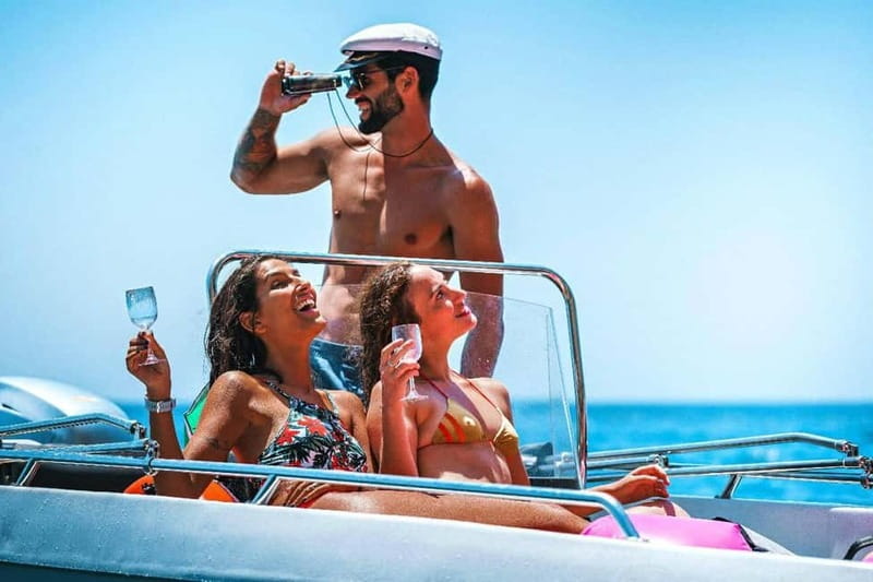 Hersonissos: Private Motorboat Rental - No License Required - The Boat Setup: What You’re Really Getting in the 5-Meter Yamaha Rental
