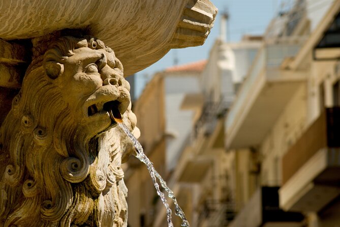Hop-On Hop-Off Sightseeing Bus Tour in Heraklion - Kazantzakis Grave and the Gate of Jesus: Small Stops With Big Context