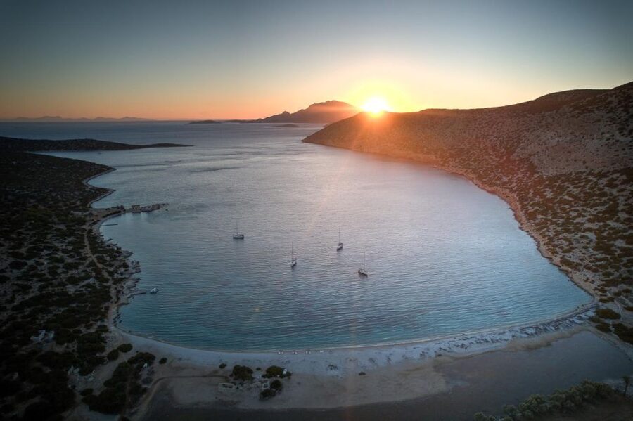 Kamiros Skala : Marine Life Experience & Alimia Island - The return cruise: one last Makri Islet chance for dolphins