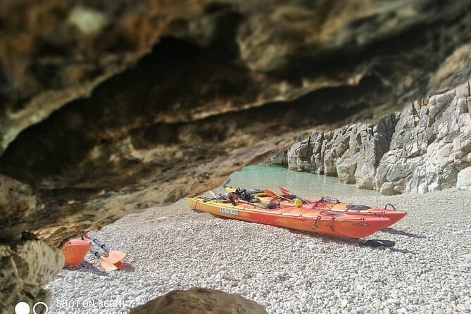 Kayak Trip to Hidden blue Cave, with lunch & fruits. - What to bring so your day feels easy, not annoying