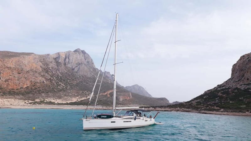 Kissamos: Balos & Gramvousa Luxury Catamaran Cruise - Onboard food, drinks, and how the crew makes it feel like your day