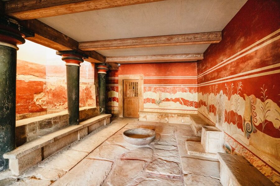 Knossos: Knossos Palace Skip-the-Line Guided Walking Tour - Why the Guide Really Makes the Difference Here