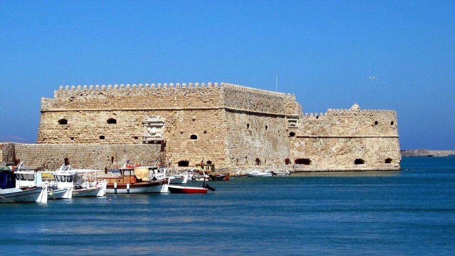 Knossos Palace & Heraklion Full-Day Tour from Chania Area - Knossos Palace: where you connect ruins to myth