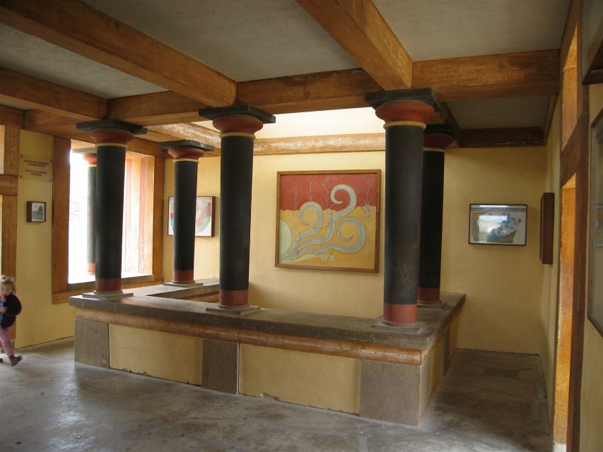 Knossos Palace & Heraklion Full-Day Tour from Rethymno Areas - Knossos Palace: how the ruins and myths connect