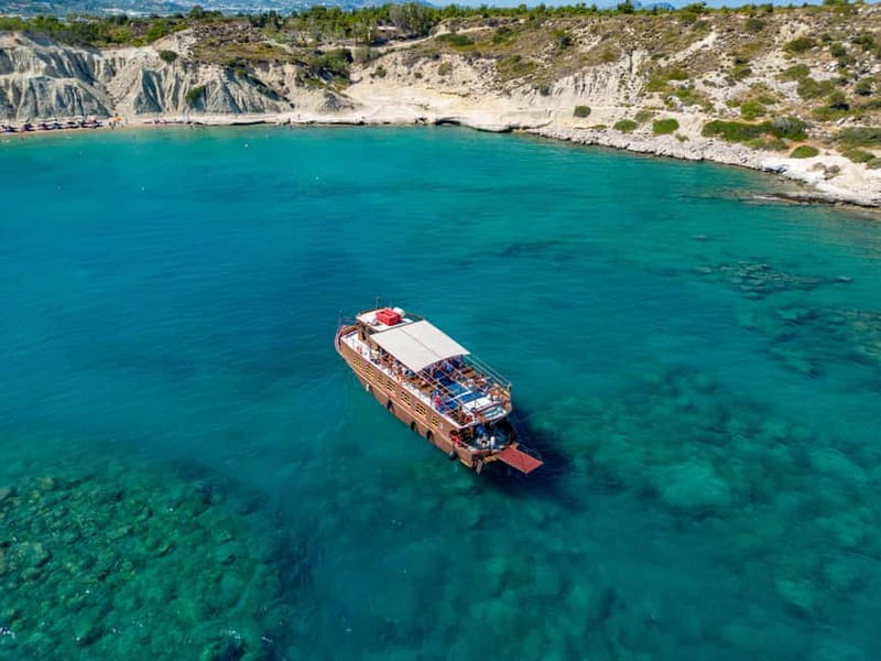Kolympia : Transfer & Cruise to Lindos with 3 Swimming Stops - On board: toilets, shade, and the Captain Sparrow bar