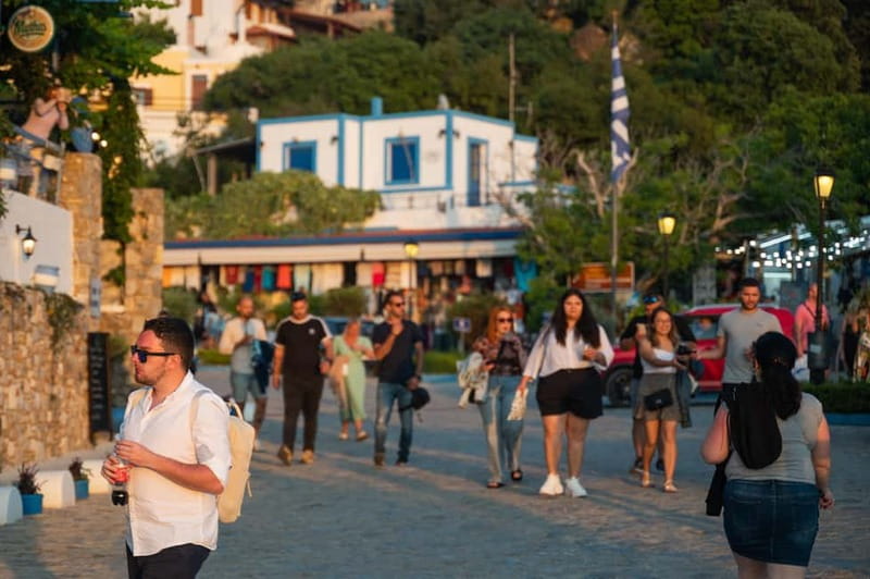Kos: Zia Village Sunset Tour with Hotel Pickup - Sunset at the Village Entrance: What You Can Expect When the Sky Changes