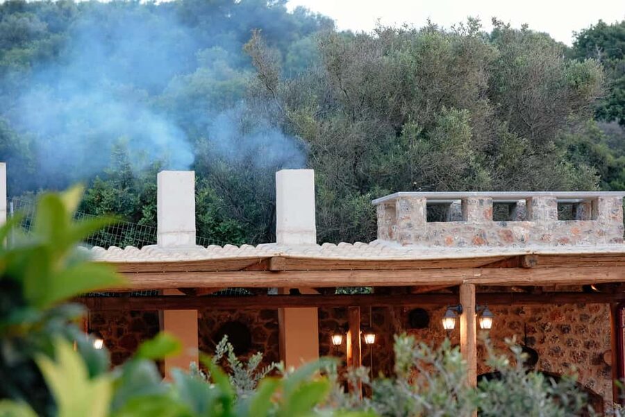 Lassithi, Zeus Cave, Olive Mill Farm & Knossos Combo Tour - Who should book this Lassithi and Zeus plus Knossos combo