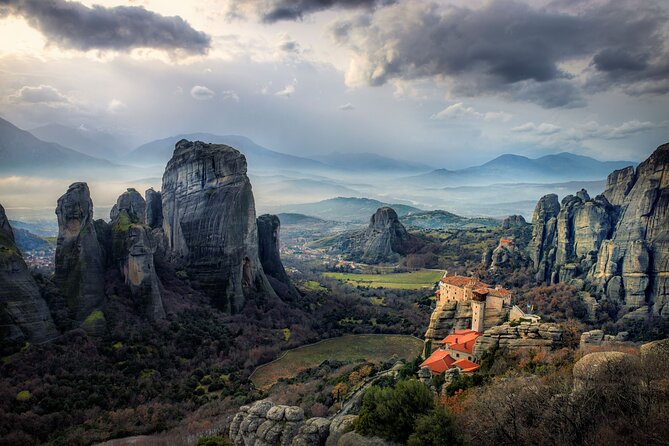 Meteora Full Day Private Tour from Athens including Lunch - Meteora monasteries: up to three sites and how not to get turned away