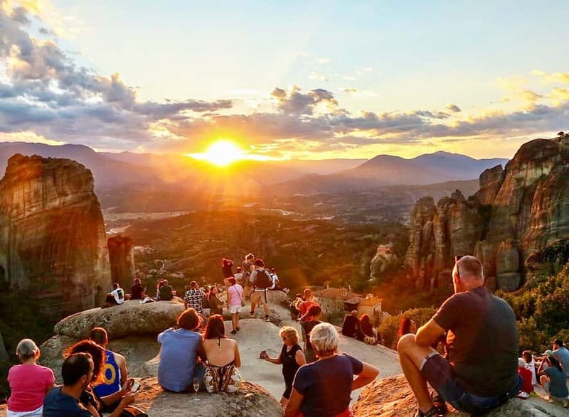 Meteora: Majestic Sunset Tour & Monasteries with Local Guide - Pickup, timing, and the small-group pace (what you feel on the day)