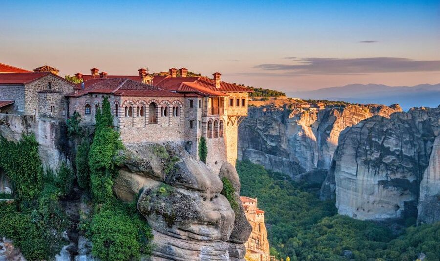 Meteora: Morning Half Day Sightseeing and Monasteries Tour - Who This Morning Tour Best Suits (and Who Might Want Something Else)