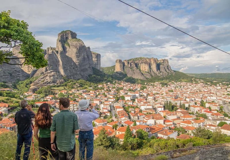 Meteora: Sunset Small Size Tour with Monasteries & Caves - The one monastery you can explore inside, and how to make it count