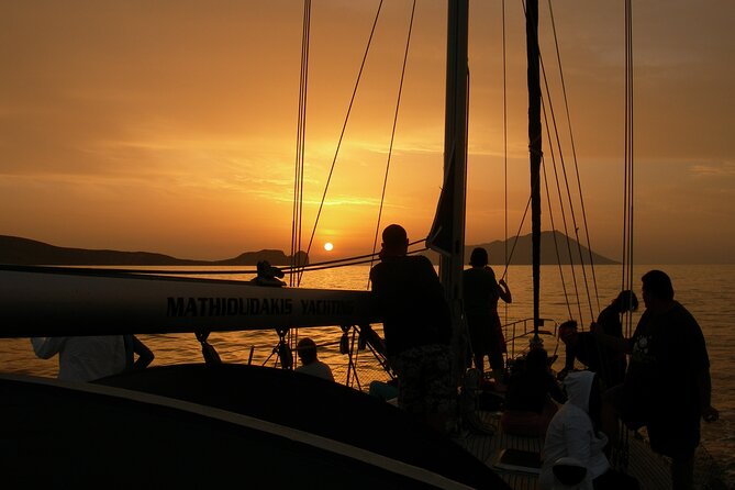 Milos and Polyaigos Full Day Cruise with Meals and Snorkelling - Where You Meet in Adamas, and How the Day Actually Runs