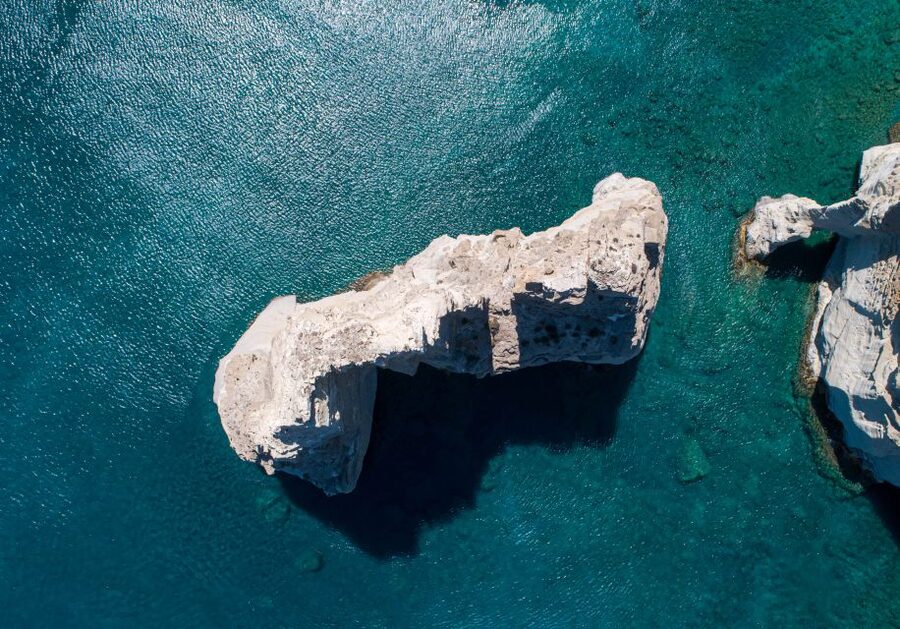 Milos: Half-Day Morning Catamaran Cruise to Kleftiko - Kleftiko sea caves: your 2-hour playground for swimming and snorkeling