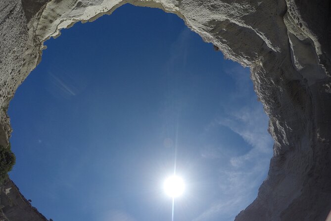 Milos oneiro-kleftiko west Milos - Meet at Adamas, grab breakfast, and get oriented fast