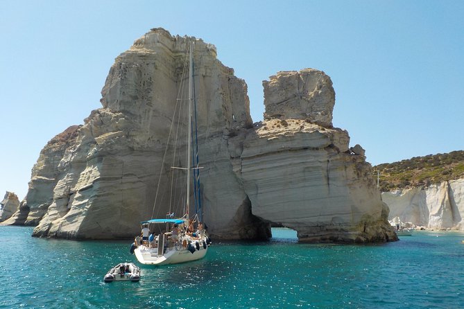 Milos Small-Group Full-Day Cruise with Snorkelling and Lunch - A full-day Milos cruise that trades rushing for swim time
