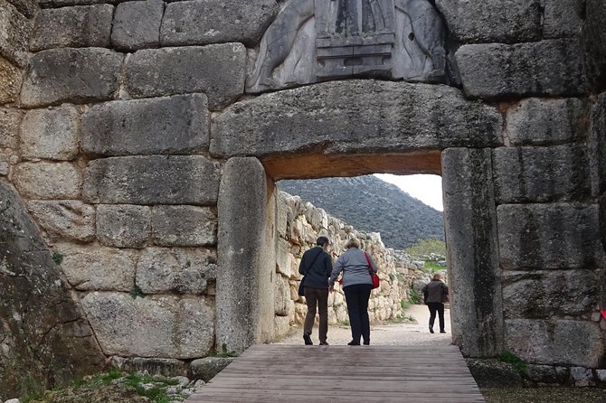 Mycenae and Nafplion Day Trip from Athens with Official guide - Stop 1: Treasury of Atreus and the Tomb of Agamemnon (short but iconic)