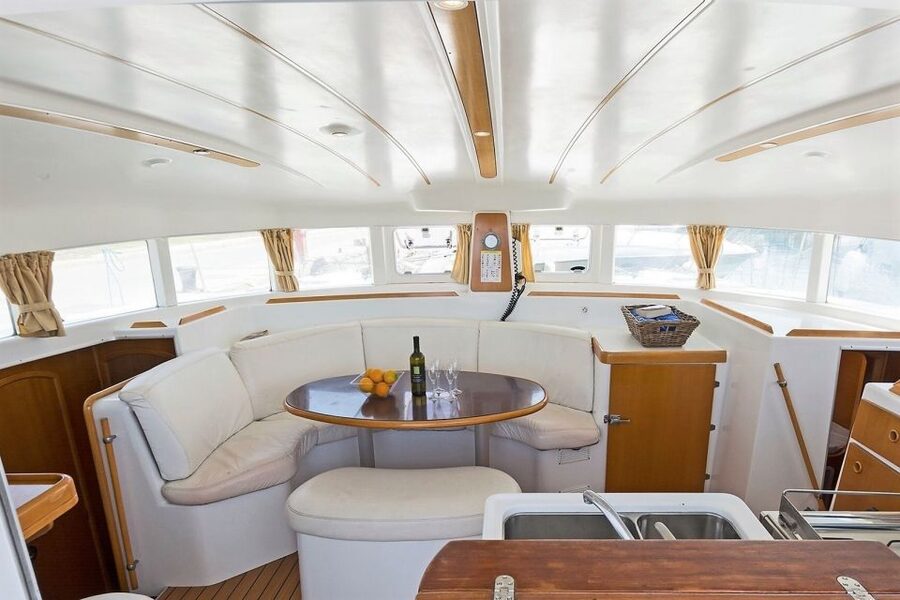 Mykonos: Catamaran Cruise With Meal and Drinks - Rhenia Island: the water is the main event
