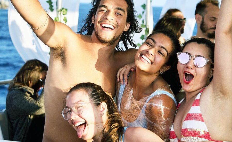 Mykonos: Sunset Boat Party with Open Bar & Live DJ - Crowd Level and Comfort: Who This Tour Fits Best