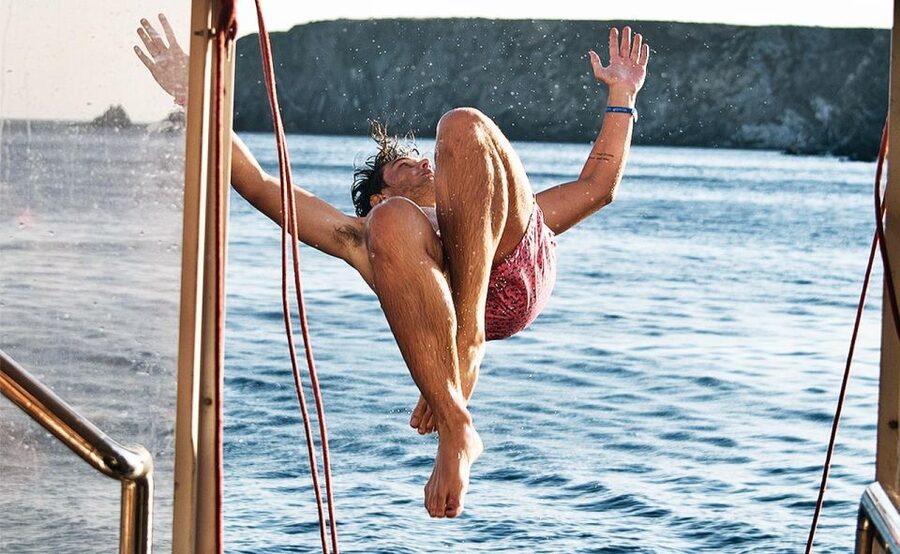 Mykonos: Sunset Boat Party with Open Bar & Live DJ - Where You Meet: Mykonos Old Port and the Delos Tours Area