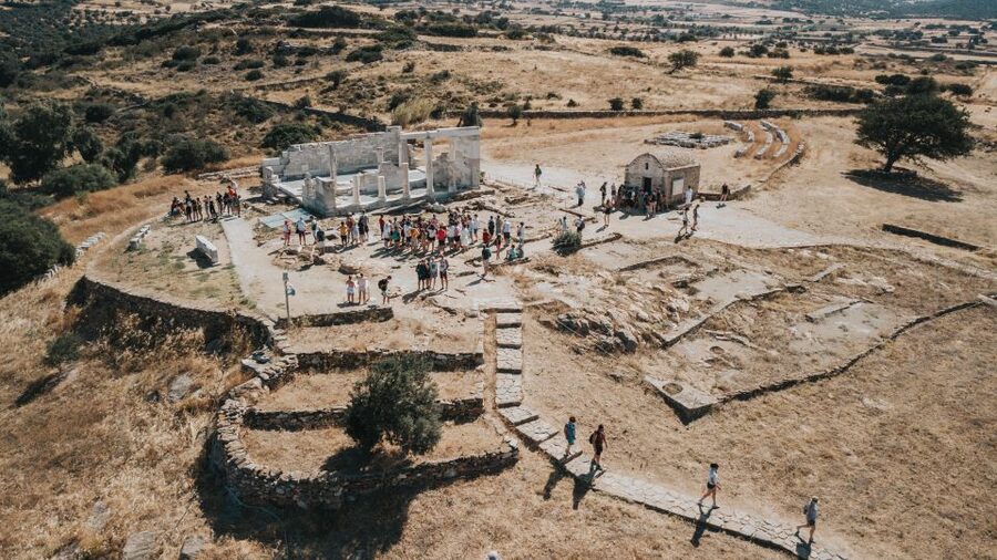 Naxos: Highlights Bus Tour with Free Time for Lunch and Swim - Damalas for the olive press museum and a potter you can actually talk to
