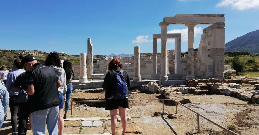 Naxos Island: Full-Day Historical Bus Tour - Apollonas: Emery Mine Remnants, Lunch Options, and a Swim Break