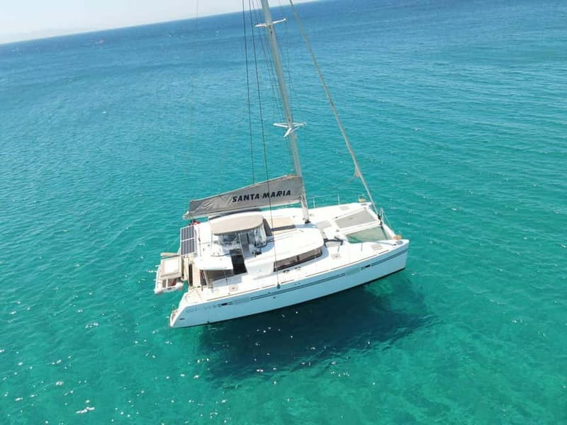 Naxos: Naxos Catamaran Sailing Cruise with Lunch and Drinks - On Deck: Space, Safety, and the Way the Crew Runs the Day