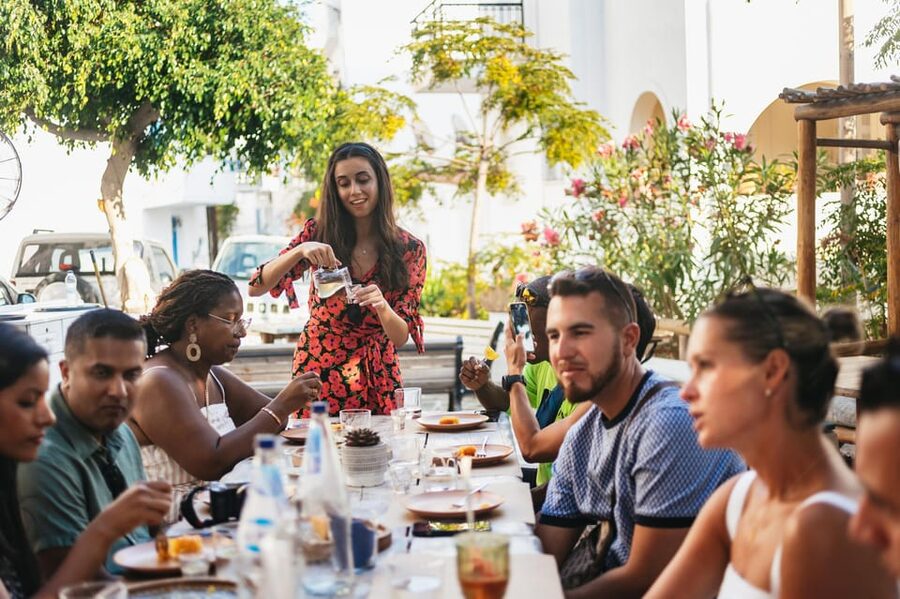 Naxos: Naxos Town Food Tour with Tastings and Wine - Meeting point, walking pace, and how to plan your day