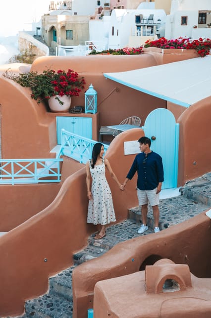 Oia: Couple photoshoot with 30 edited Photos - What to Bring and How to Prepare Like a Pro