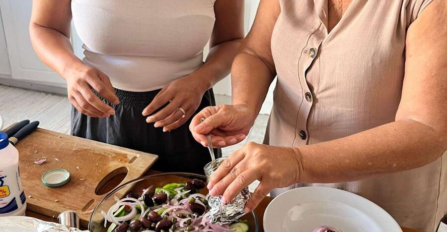 Oia: Greek Cooking Class and Lunch with a Local Grandmother - Key things that make this Oia cooking class worth your time
